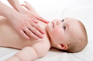 come massaggiare il bambino